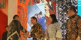 Garuda Indonesia Raih Penghargaan “Annual Report Award 2016”