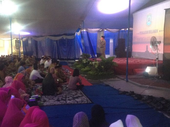 IMG-20180212-WA0000 Arief-Sachrudin pamit cuti ke pegawai menjelang pilkada./dok; adit.kk