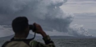 Kamis Dini Hari, Gunung Anak Krakatau Alami 60 Gempa Letusan