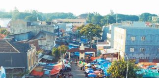 Pasar Anyar Terapkan Physical Distancing