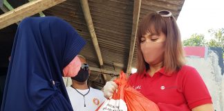 Sinar Mas Land Kembali Salurkan Bantuan Paket Bahan Pangan Kepada Warga