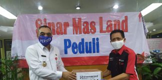 Sinar Mas Land Salurkan Bantuan Minyak Goreng ke Warga Terdampak Covid-19