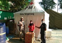PMI Kota Tangerang Distribusikan Pisang Untuk Warga Terdampak Covid19