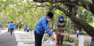 Pemkot tangerang gelar peringatan hari pahlawan di TMP taruna