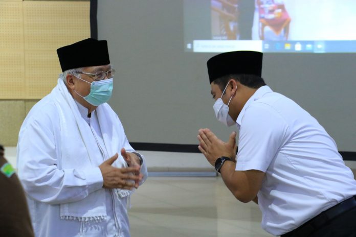 PENGUKUHAN DAN TA'ARUF MUI - WALIKOTA6