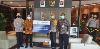 Siloam berikan 10.000 swab antigen tes kit ke Polda Metro Jaya