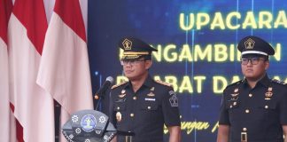 Kakanwil Lantik dan Ambil Sumpah Pejabat Administrasi, 7 Diantaranya Kepala Satker