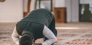 Bacaan Sholat 5 Waktu dari Niat hingga Salam, Lengkap Doa Setelahnya