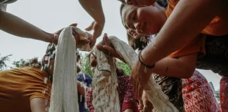 Dari Dusun ke Panggung Nasional: Perjalanan Tenun Iban Bersama Kawan Lama