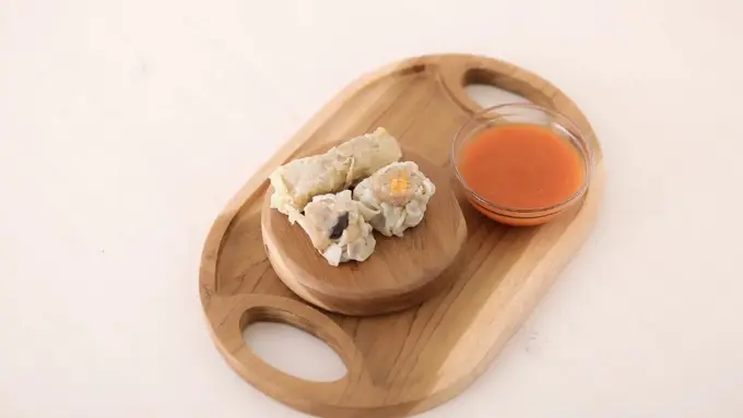 074400200_1756181216-saus_dimsum