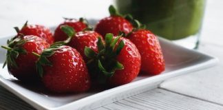 Jadi Buah Favorit, 7 Khasiat Strawberry untuk Kesehatan dan Kecantikan Kulit