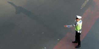Polisi Bubarkan Kelompok Pengemudi Mobil Diduga Mau Drifting di Pondok Indah