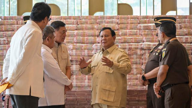 014549200_1760954215-5