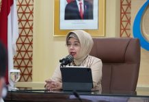 Konsumsi Masyarakat Turun, Daya Beli Loyo?