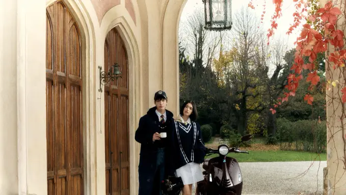 018772700_1770011284-1._Vespa_946_Horse