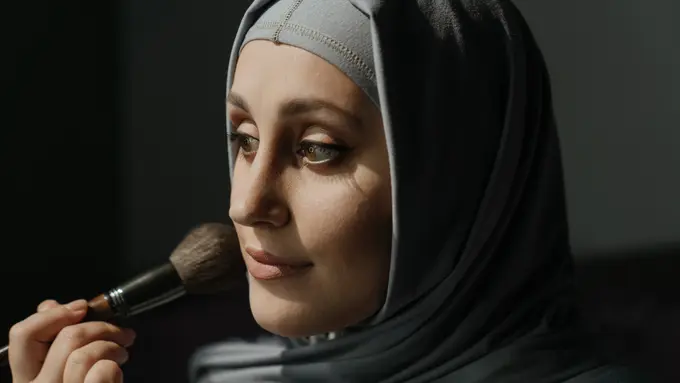 044091200_1652426334-Bedak_Kulit_Sensitif