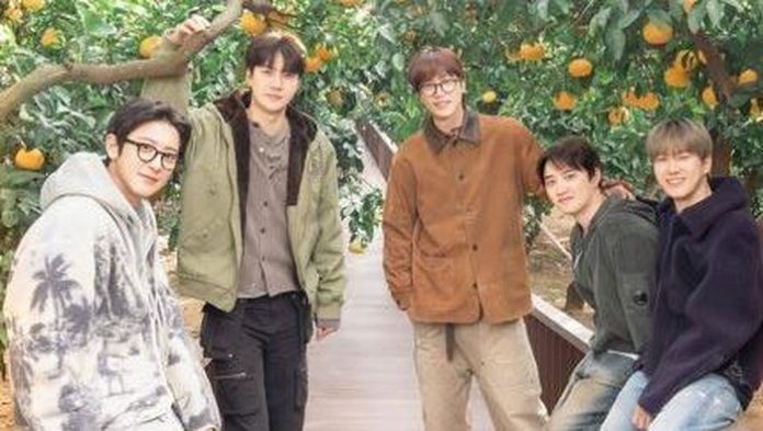 poster-exos-travel-the-world-on-a-ladder-season-5-foto-xcomweareoneexo-1771488050720_169