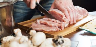 4 Cara Memasak Daging Empuk Tanpa Presto, Bikin Sajian Lebaran Lebih Enak!