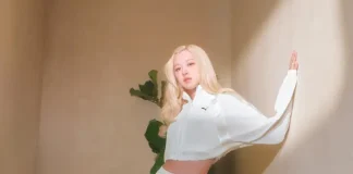 Style Effortless ROSÉ BLACKPINK dengan PUMA Speedcat Mule
