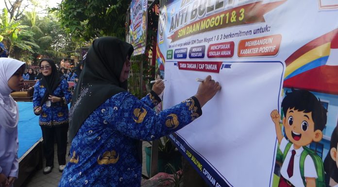 MPLS SDN Daan Mogot 1 dan 3 Ditutup, Deklarasi Anti-Bullying Libatkan Orang Tua dan Siswa