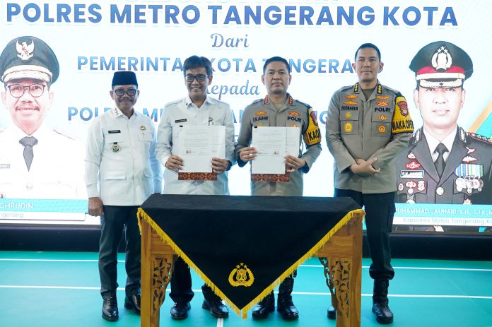 SERAH TERIMA GEDUNG PARKIR POLRES METRO TANGKOT-WALIKOTA5
