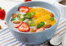 Chia Pudding vs Yogurt, Mana yang Lebih Baik untuk Sarapan Sehat?