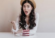 Hati-hati, Ini Alasan Kenapa Kamu Sering “Ngidam” Makanan Manis