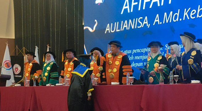 Lulusan IASI Diminta Melek Teknologi dan Berikan Kontribusi Pelayanan Kesehatan di Masyarakat