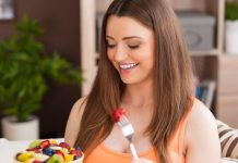 7 Rekomendasi Buah yang Baik Dikonsumsi untuk Menurunkan Berat Badan